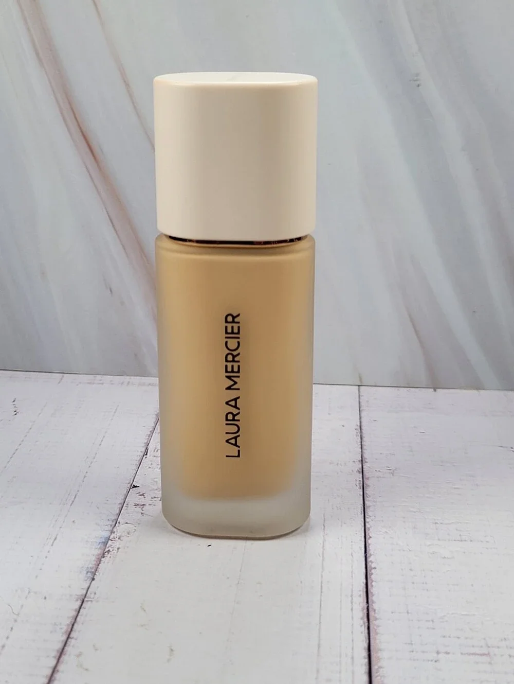 Laura Mercier Real Flawless Weightless Perfecting Foundation NEW!